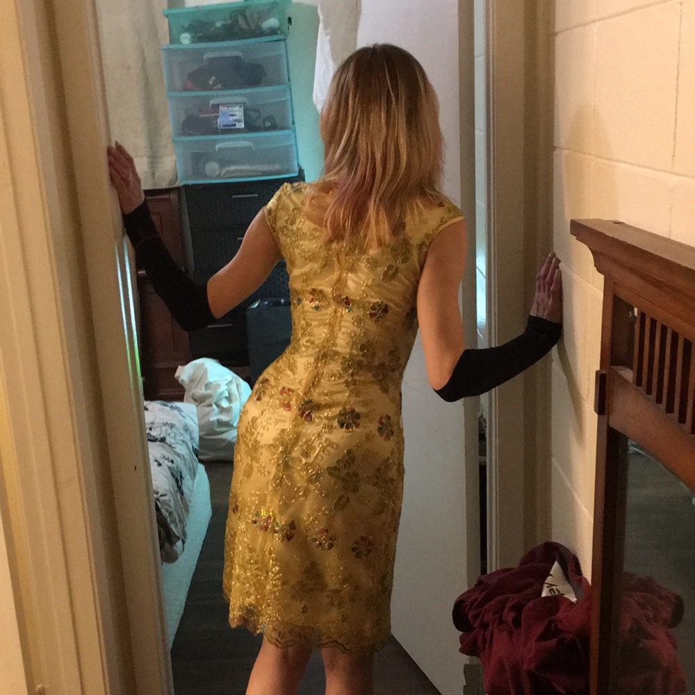 Oriental dress